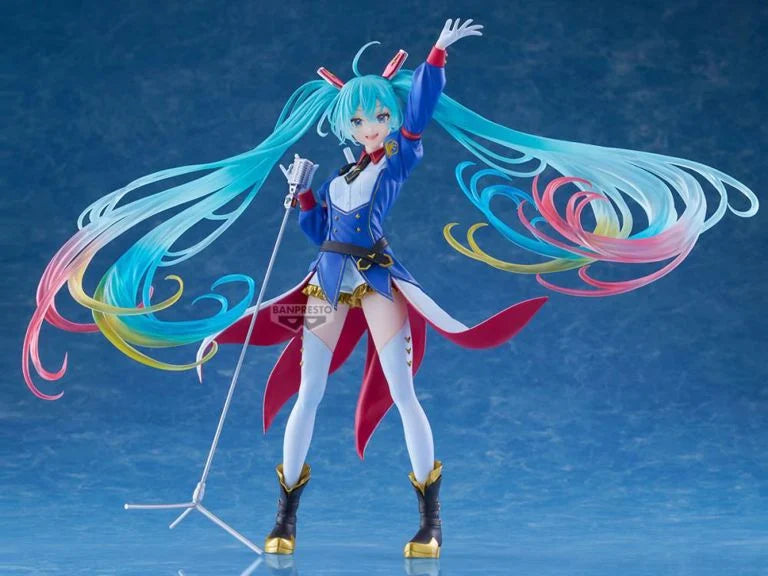 Hatsune Miku × Gundam Collaboration Figure
