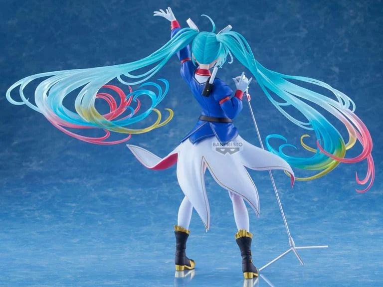 Hatsune Miku × Gundam Collaboration Figure