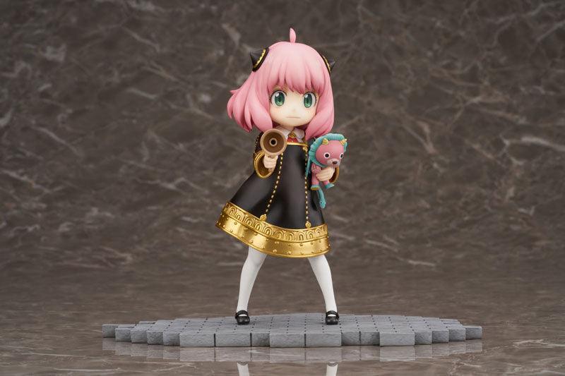 Anya Forger 1/7 Scale Complete Figure - FigurineOut