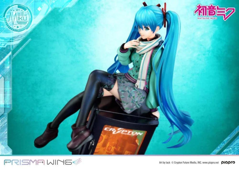 Hatsune Miku  Prisma Wing (Art by Lack) 1/7 Scale Figure - Vocaloid
