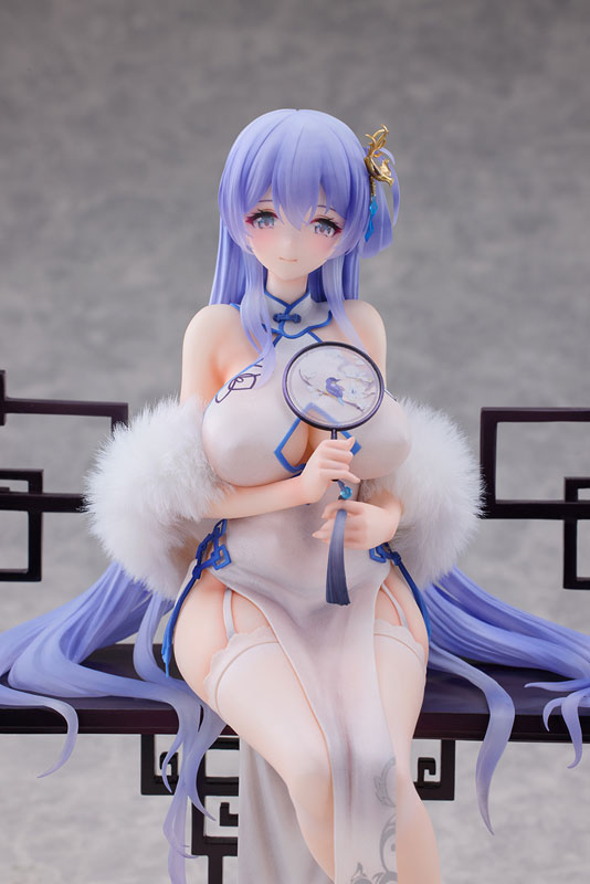 Rodney (Immaculate Beauty Ver.) 1/7 Scale Figure - Azur Lane