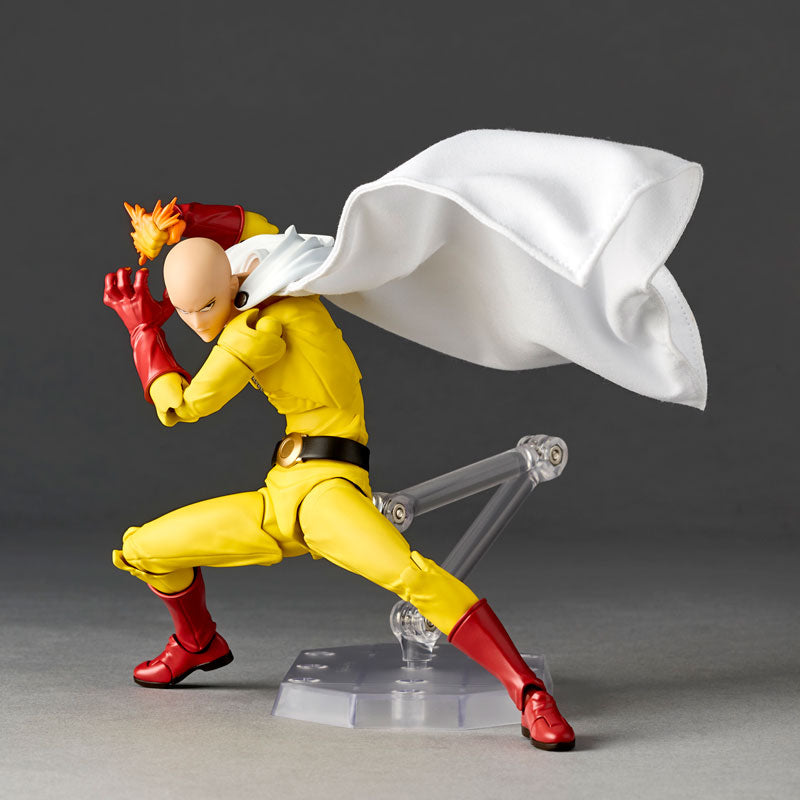 Saitama Action Figure Amazing Yamaguchi Revoltech NR064 - One-Punch Man