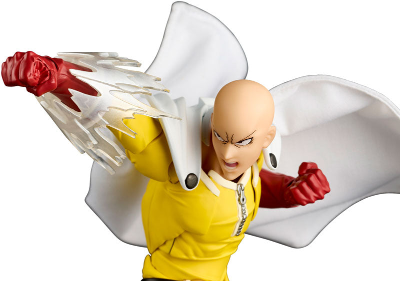 Saitama Action Figure Amazing Yamaguchi Revoltech NR064 - One-Punch Man