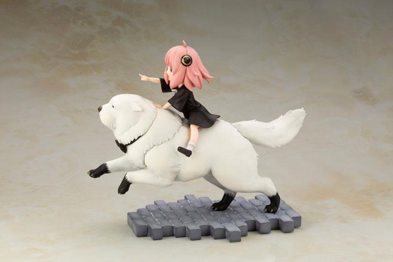 Anya Forger & Bond Forger 1/7 scale Spy x Family - FigurineOut