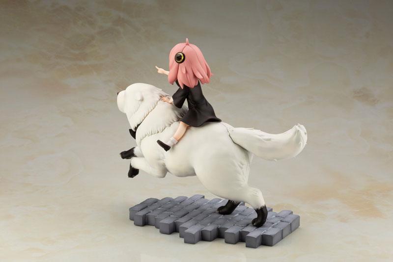 Anya Forger & Bond Forger 1/7 scale Spy x Family - FigurineOut