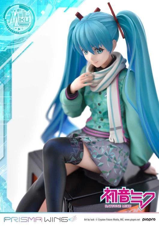 Hatsune Miku  Prisma Wing (Art by Lack) 1/7 Scale Figure - Vocaloid