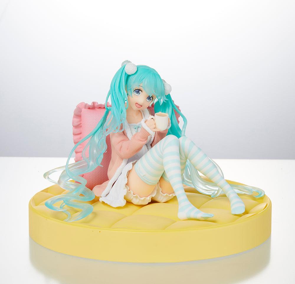 Hatsune Miku Figure (Original Casual Wear Ver.) - FigurineOut