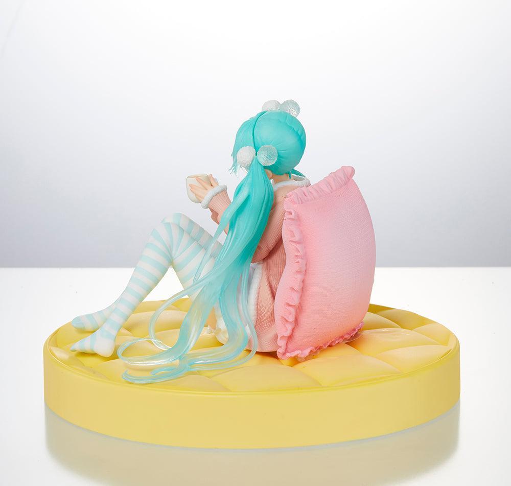 Hatsune Miku Figure (Original Casual Wear Ver.) - FigurineOut