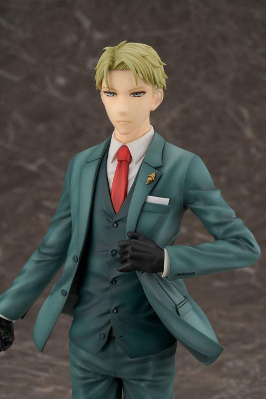 Loid Forger 1/7 Scale Figure Spy x Family - FigurineOut