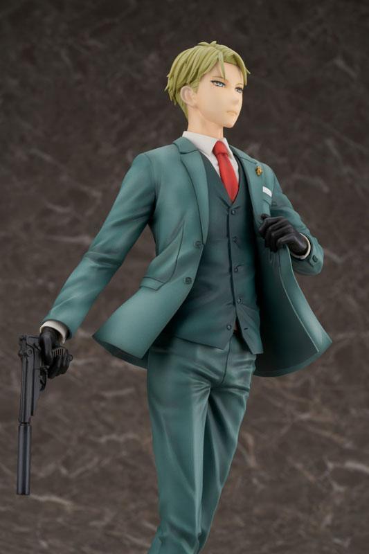 Loid Forger 1/7 Scale Figure Spy x Family - FigurineOut