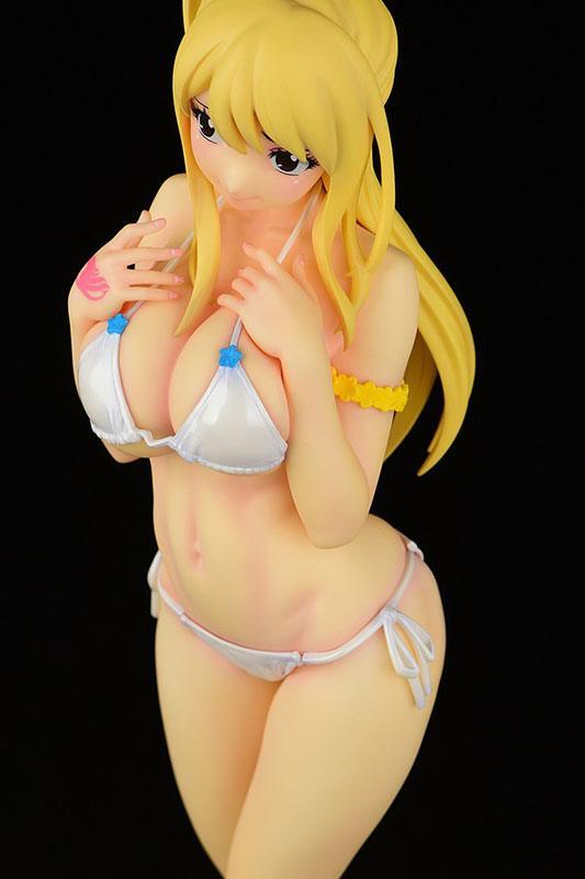 Lucy Heartfilia Swimsuit Version PURE in HEART - Fairy Tail - FigurineOut