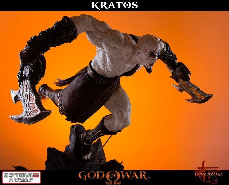Lunging Kratos 1/4 Statue God of War - FigurineOut