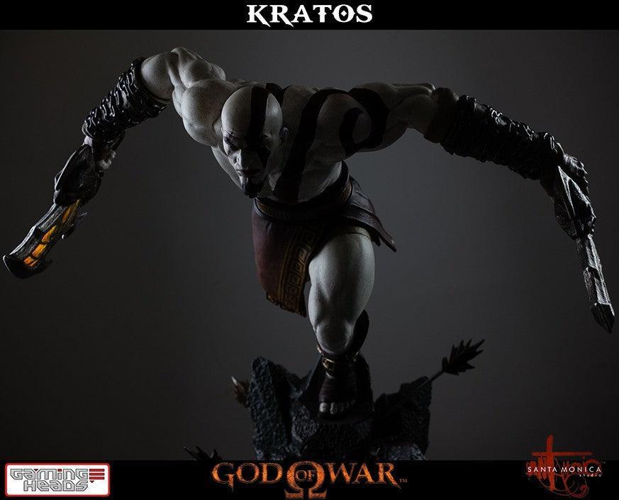 Lunging Kratos 1/4 Statue God of War - FigurineOut