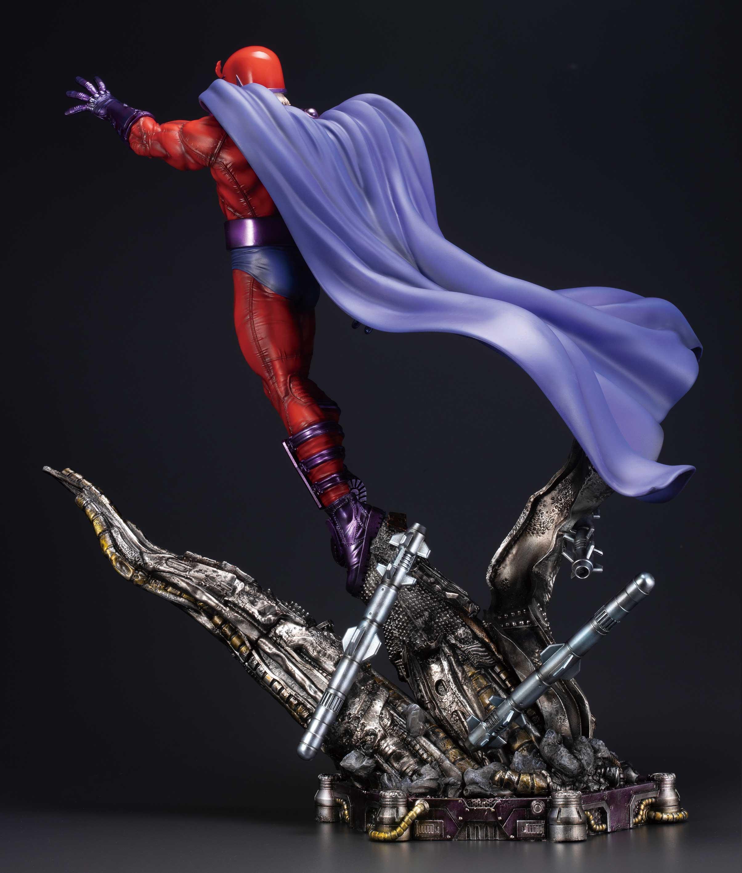 X-Men Magneto Marvel Universe 1/6 Scale Statue - FigurineOut