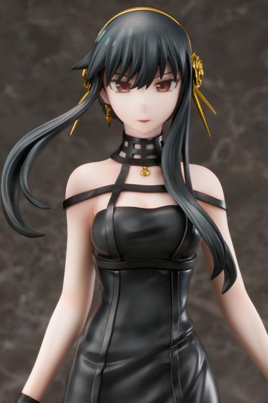 Yor Forger 1/7 Scale Figure Spy x Family - FigurineOut