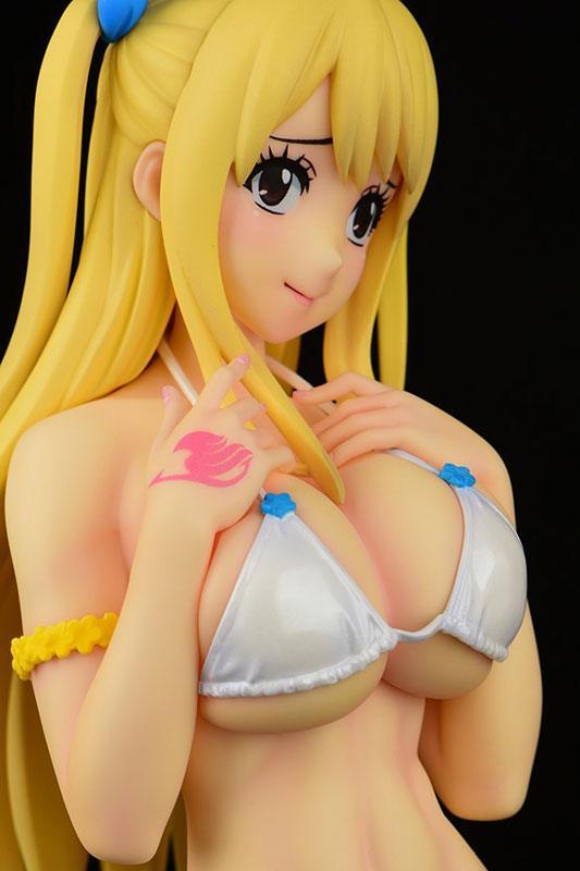 Lucy Heartfilia Swimsuit Version PURE in HEART - Fairy Tail - FigurineOut